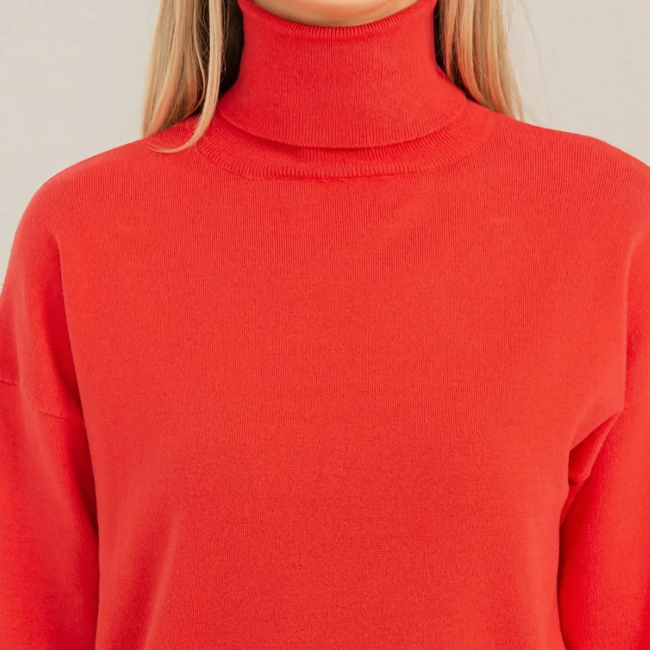 Oh So Perfect Ribbed Edge Turtleneck Sweater