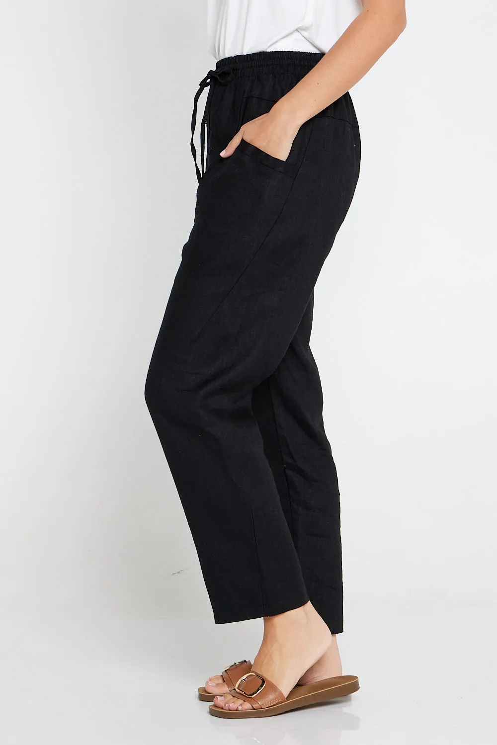 Yanisha Linen Pants - Black